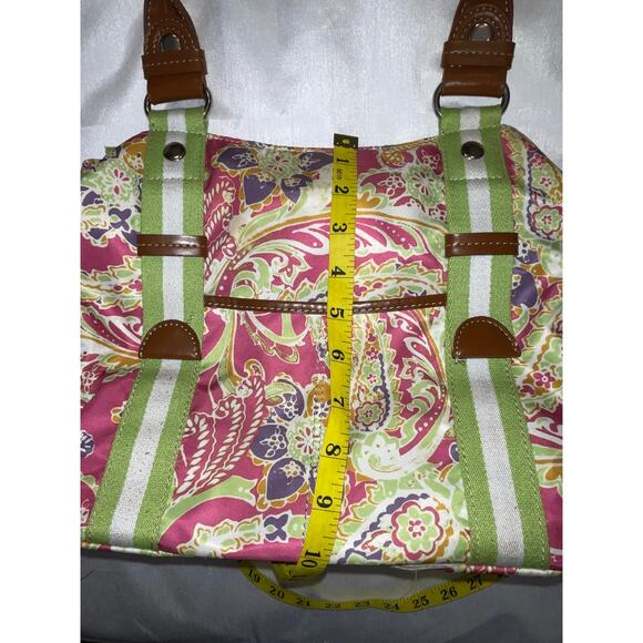 Tyler Rodan Paisley Summer for Summer - So Many Pockets! - Great for Travel - Picture 12 of 13